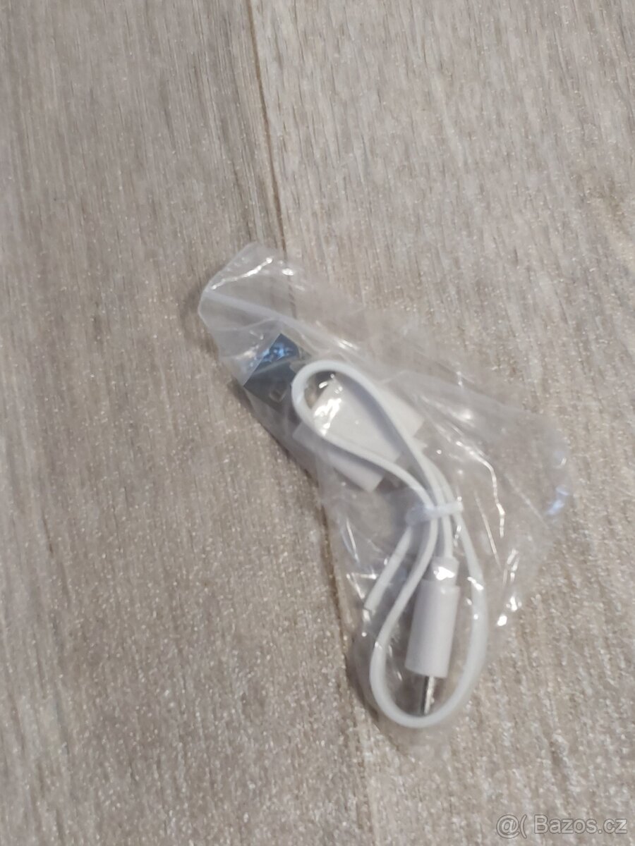 Bezdrátová sluchátka New Bee - 4