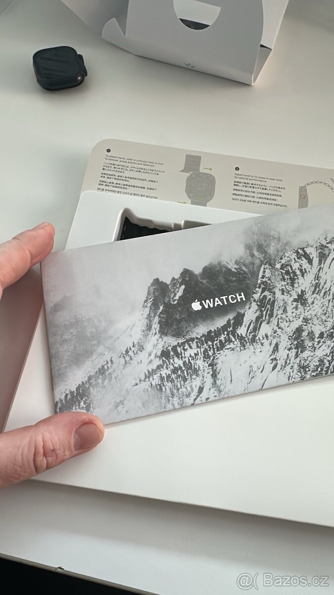 Apple Watch Ultra 2 - 4