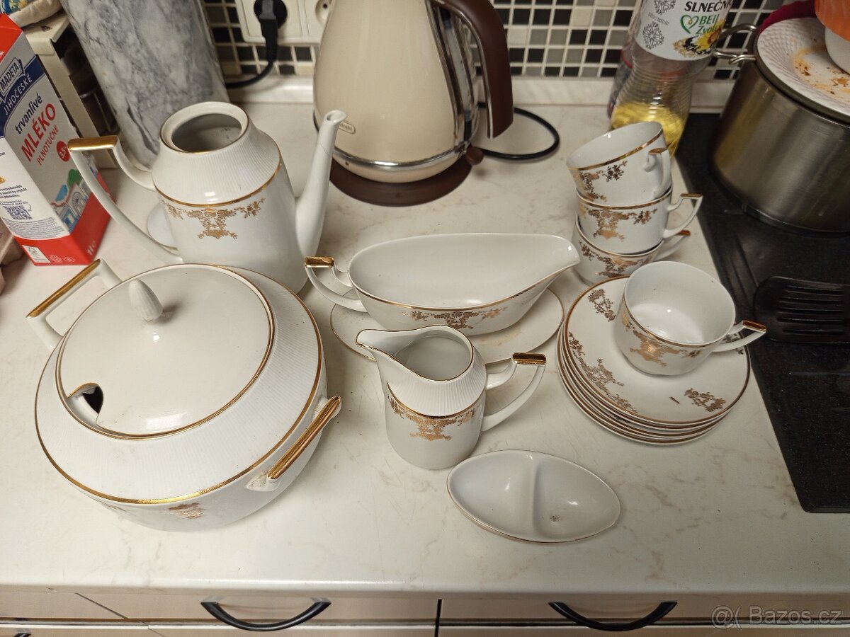 Různé sklo a keramika. - 4