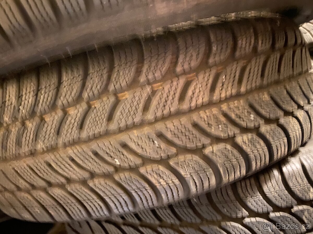 Zimní pneu 185/60/R15 Sava - 4