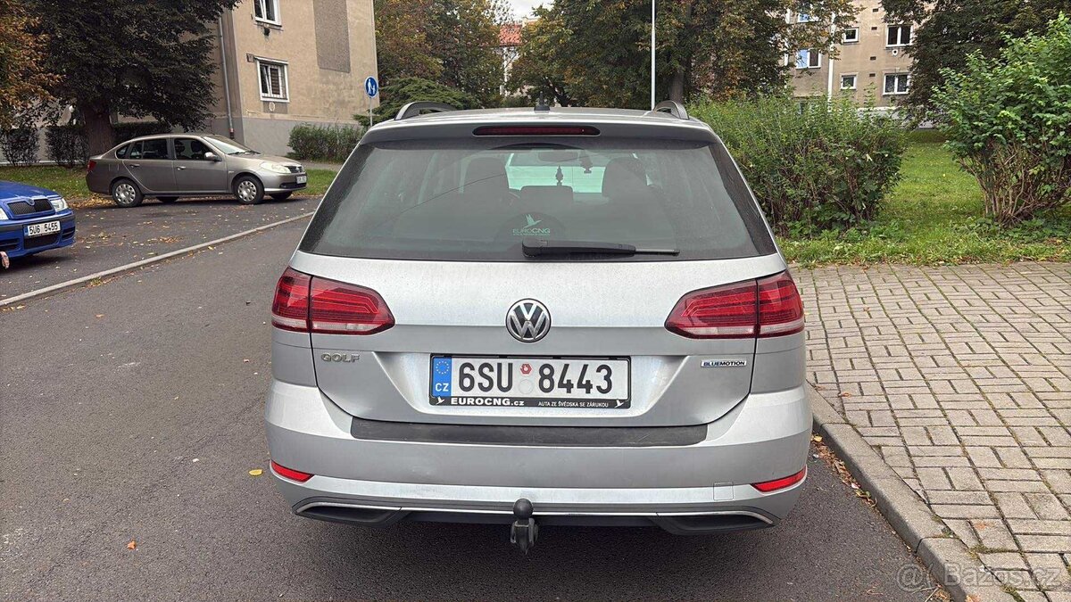 VW Golf - 4