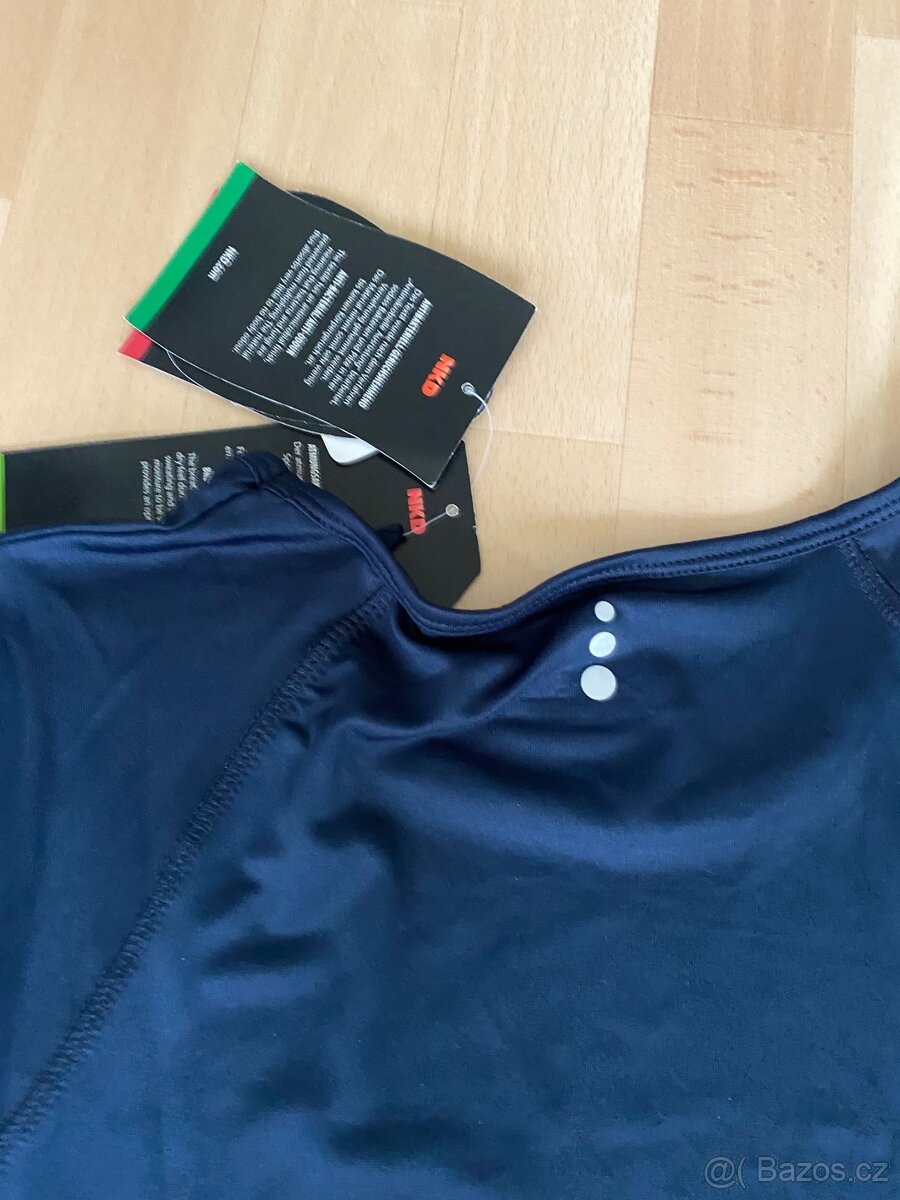 Nové dámské funkční tričko, v.S - 4