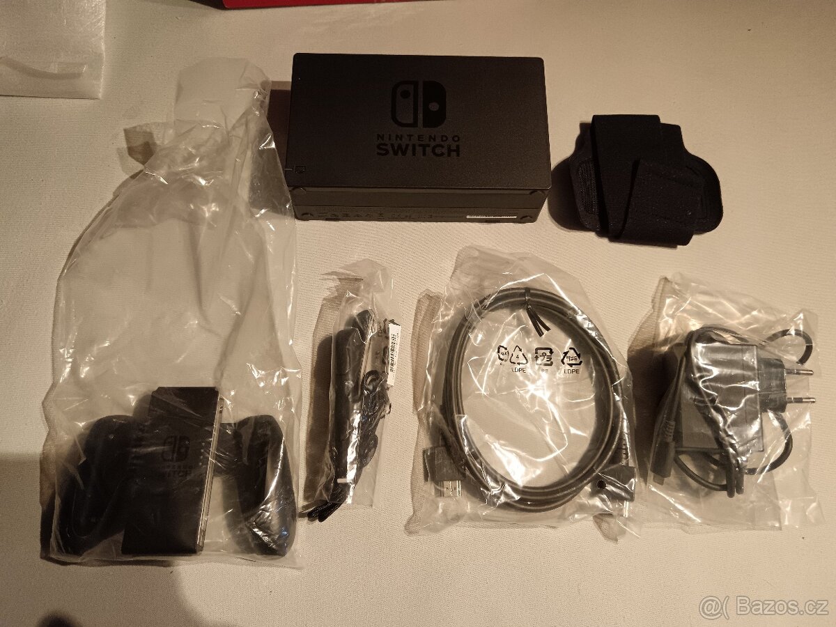 Nintendo Switch-Neon Red&Blue+Switch Sports,v záruce,+HRY - 4