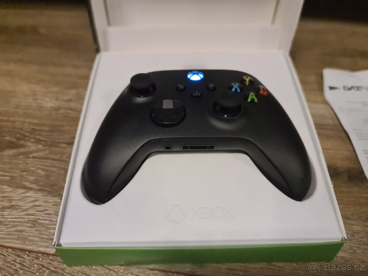 Ovladač xbox series - 4