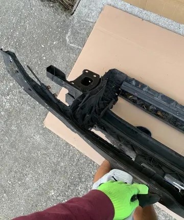 Chladicova stena vw golf 5 V combi jetta vyztuha - 4