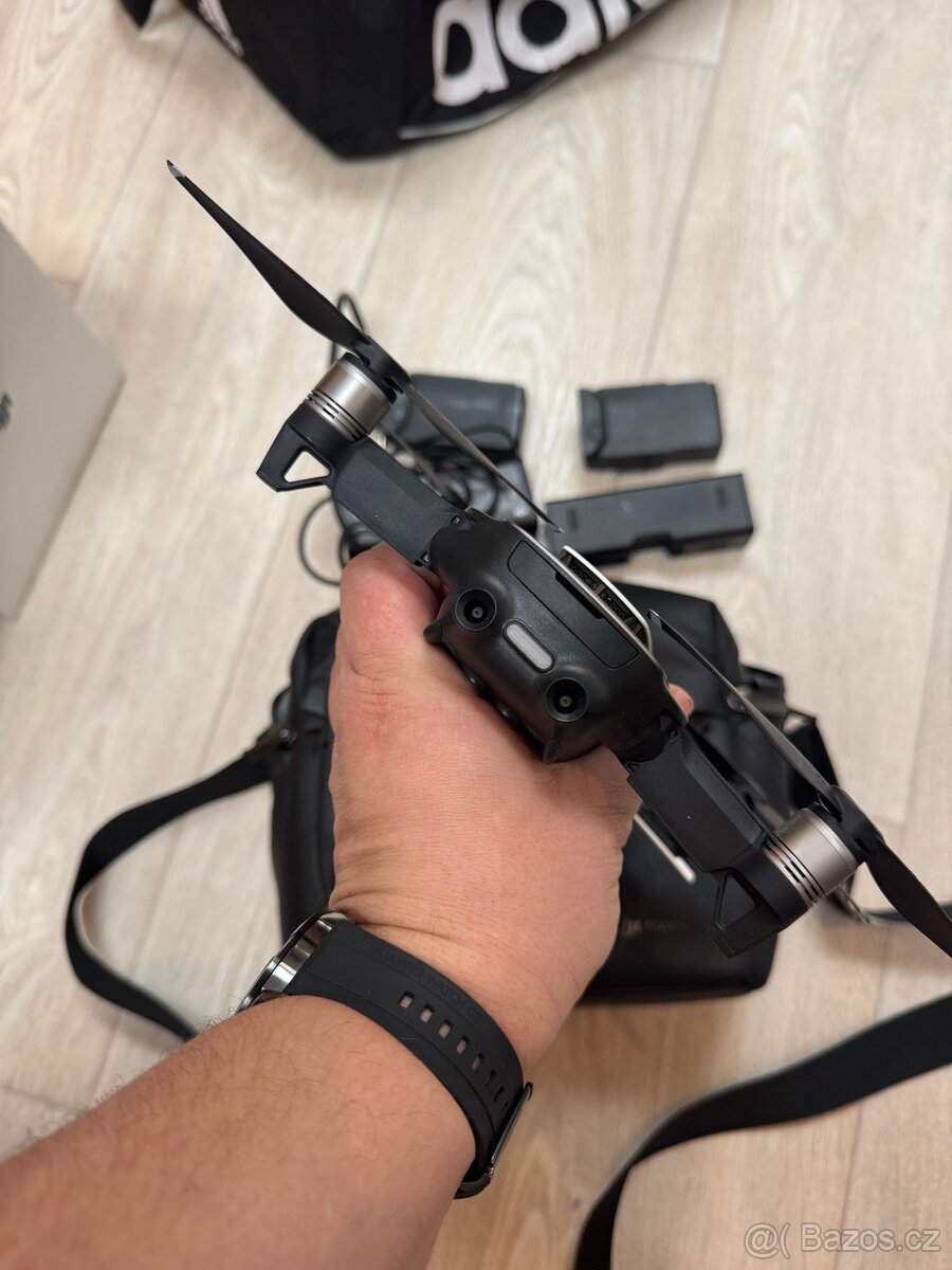 DJI Mavic Air Fly More Combo - 4