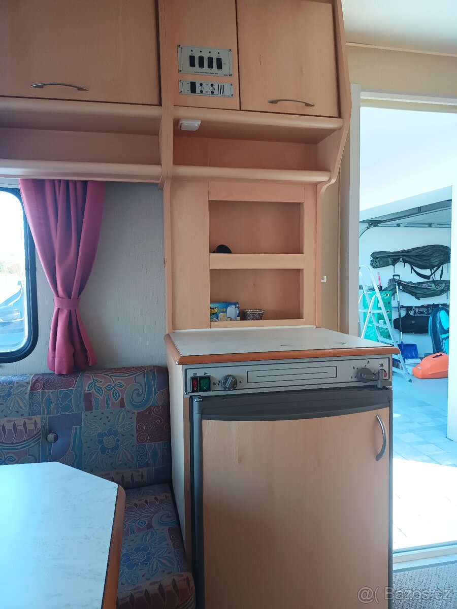 Prodám Karavan chateau - 4