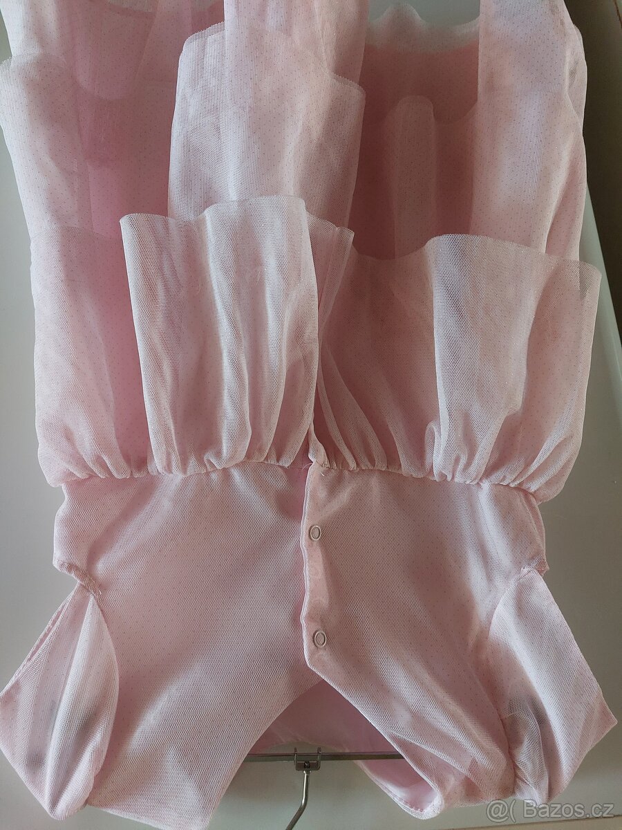 Růžové šaty - 4