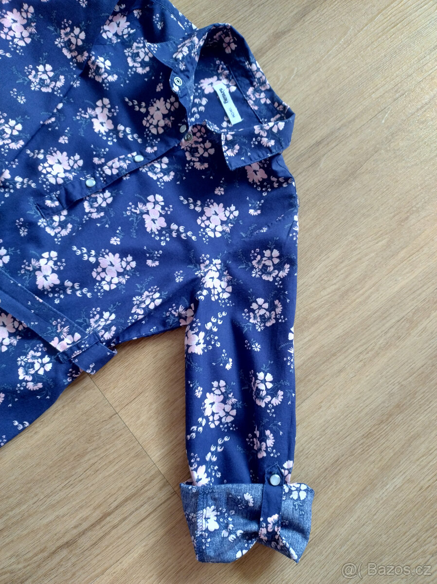 Šaty dívčí tm. modré s páskem vel. 134 - 4