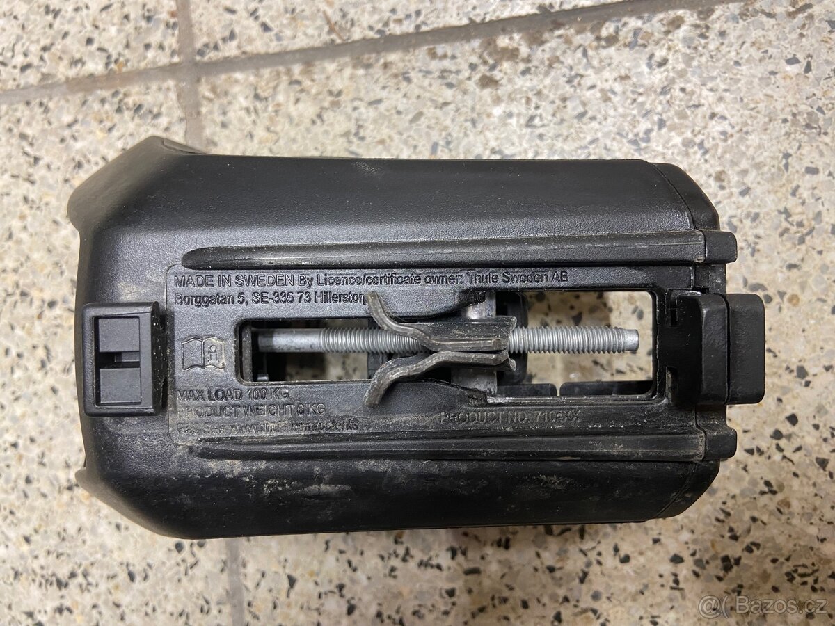 Thule příčníky na hagusy. WingBar + patka 7104 - 4