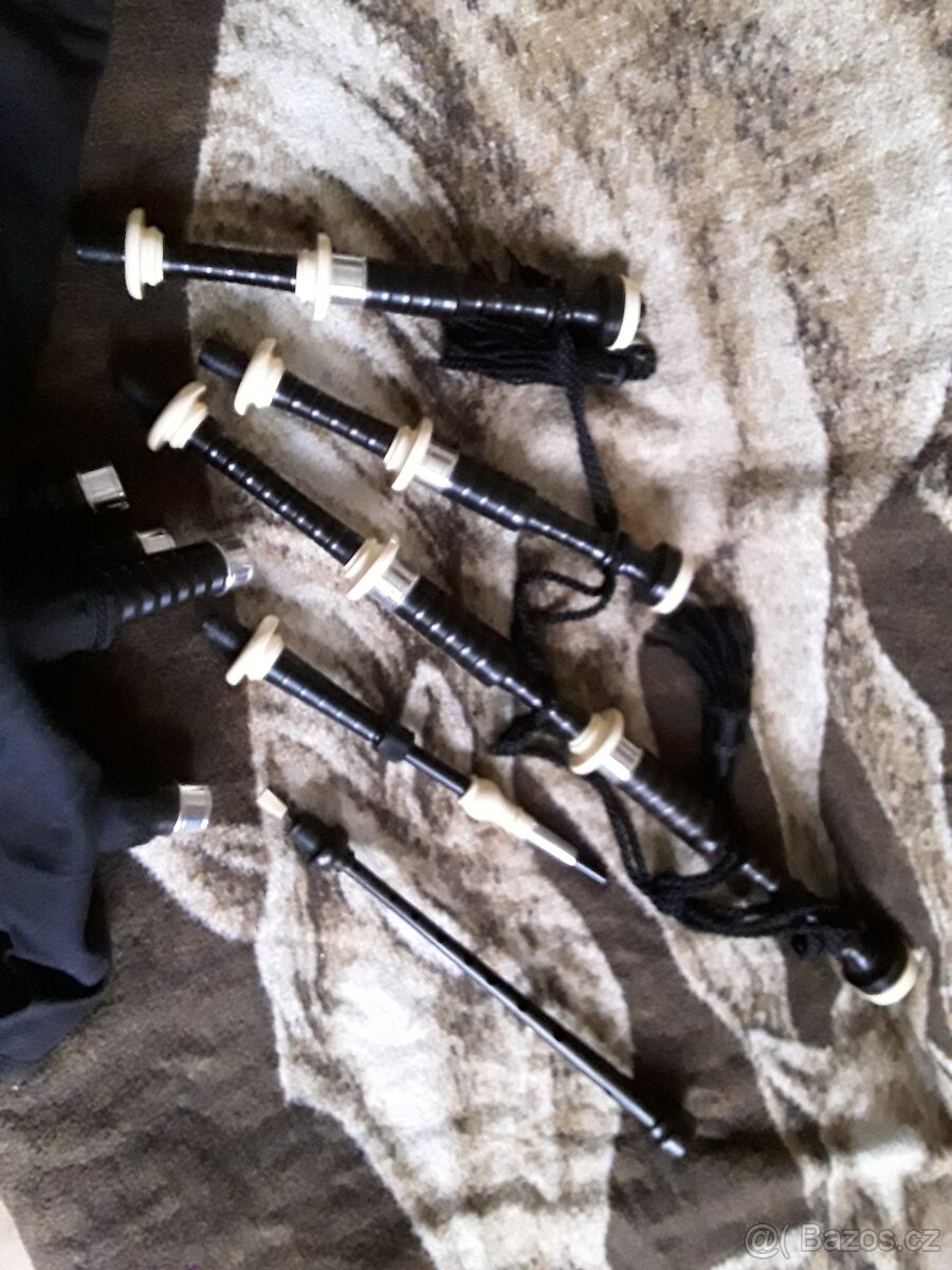 Zánovní velké skotské dudy - 4