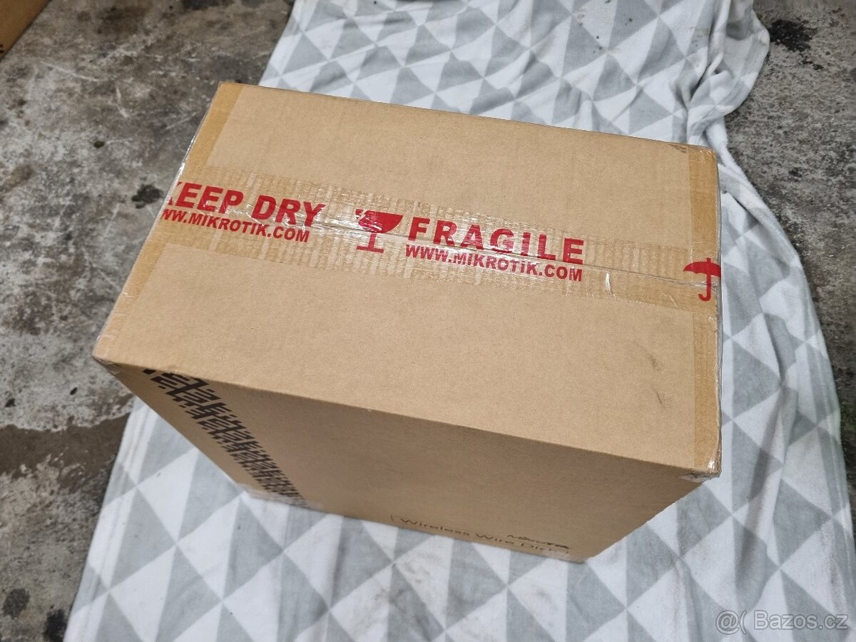 MikroTik RouterBOARD Wireless Wire Dish, kompletní spoj - 4