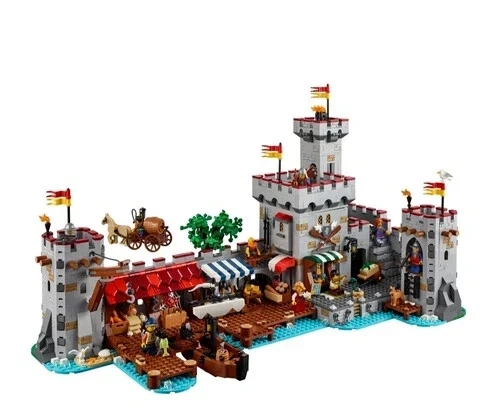 910047 LEGO Medieval Seaside Market - 4