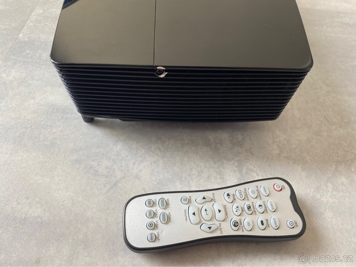 Projektor Optoma HD141X - 4