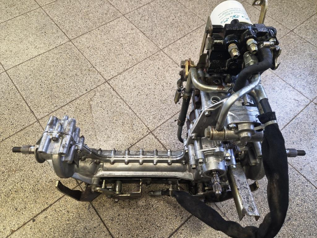 Zahradní traktor: Opravy hydrostatických převodovek - 4