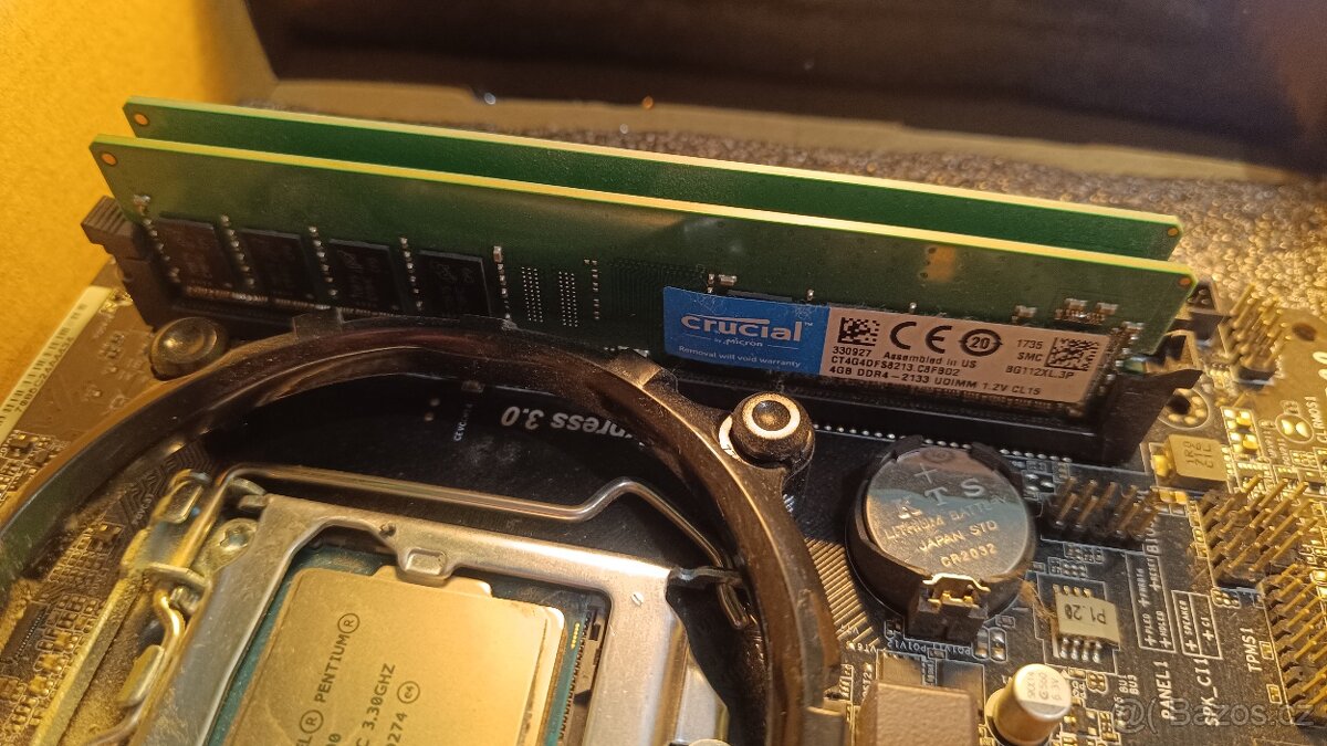 ASRock H110M + Intel Pentium G4400 + 8GB RAM - 4