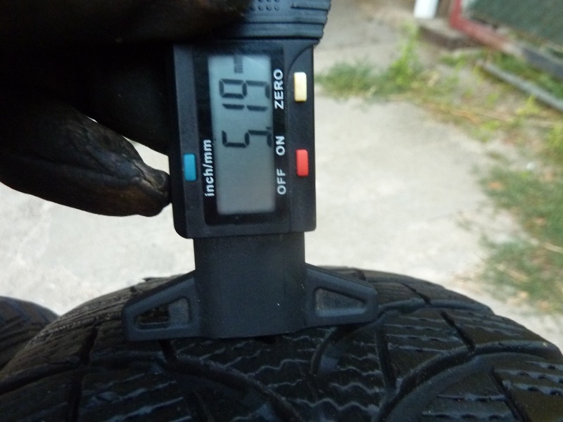 Zimní pneu Goodyear 175 65 15 - 4