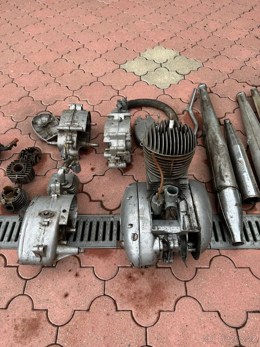 Jawa-náhradní díly - 4