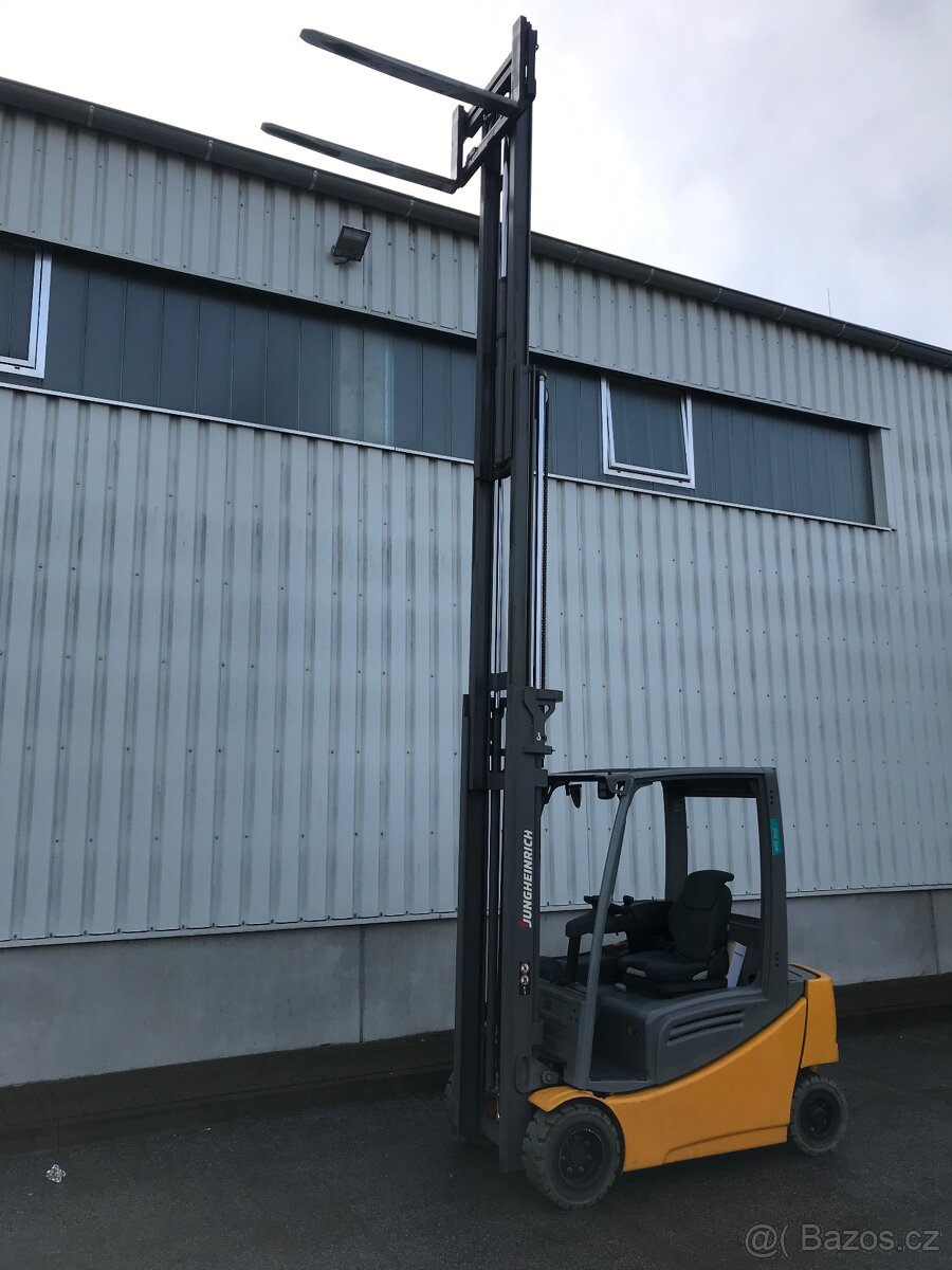 Jungheinrich Efg 320 r.v.11/2017 - 4