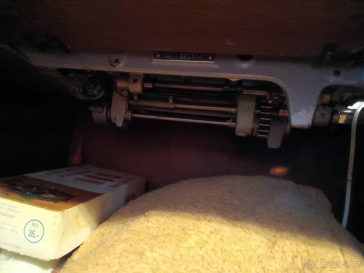 Šicí stroj Veritas - 4