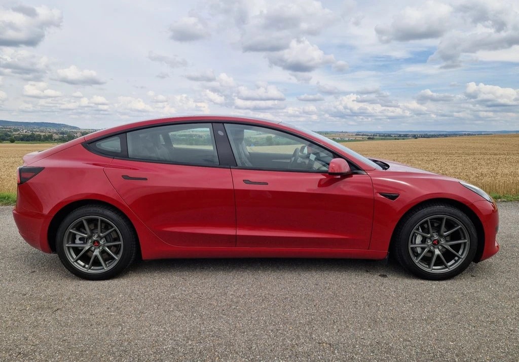 Tesla Model 3, SR+, LFP, TČ, DPH, 2x pneu - 4