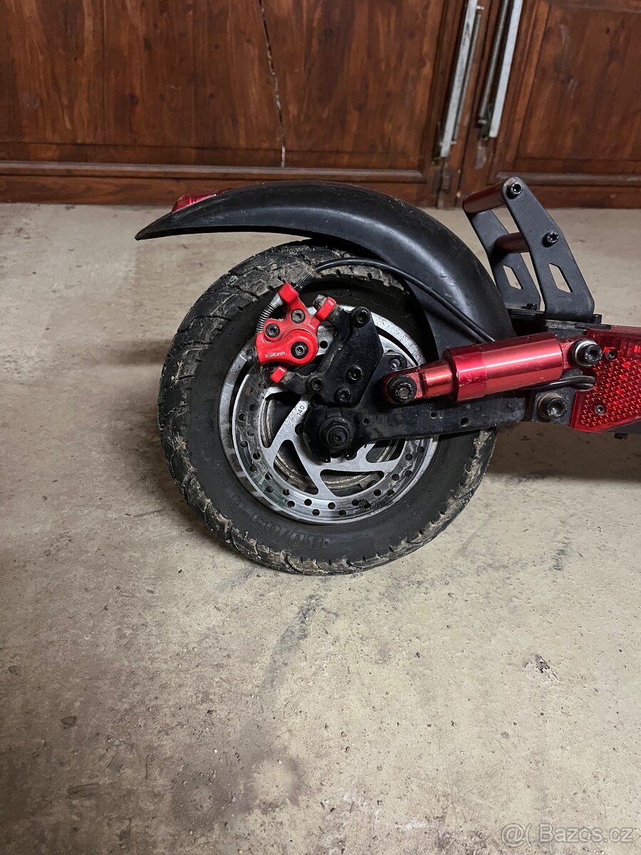 Elektrokoloběžka Kugoo Kukirin M4 - 4