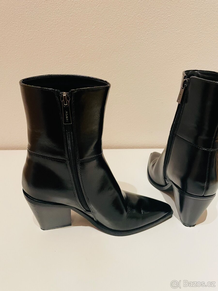 Polokozačky do špičky na podpatku vel. 37 JENNY top stav - 4