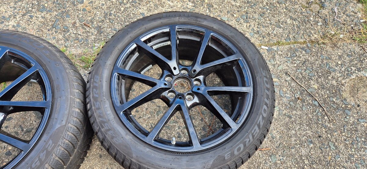 Originální Mercedes CLE AMG disky R18 + zimní Pirelli 245/45 - 4