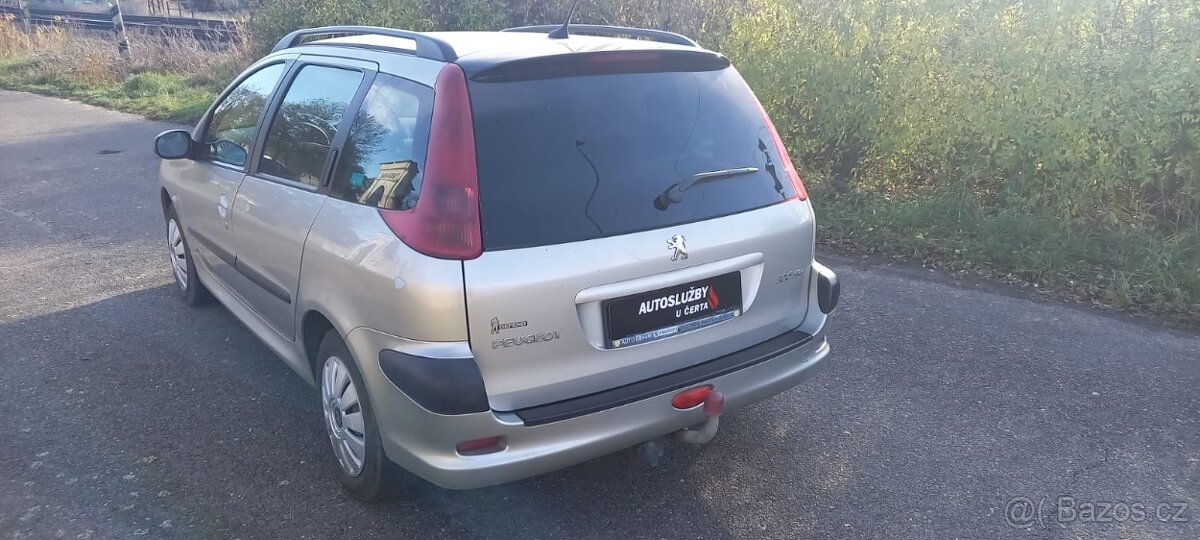 Peugeot 206sw 1.4HDI tažné zařízení,klimatizace - 4