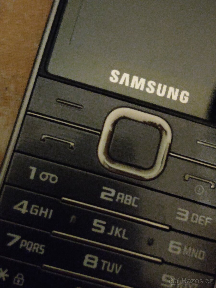 Samsung S5610 s nabíječkou - 4
