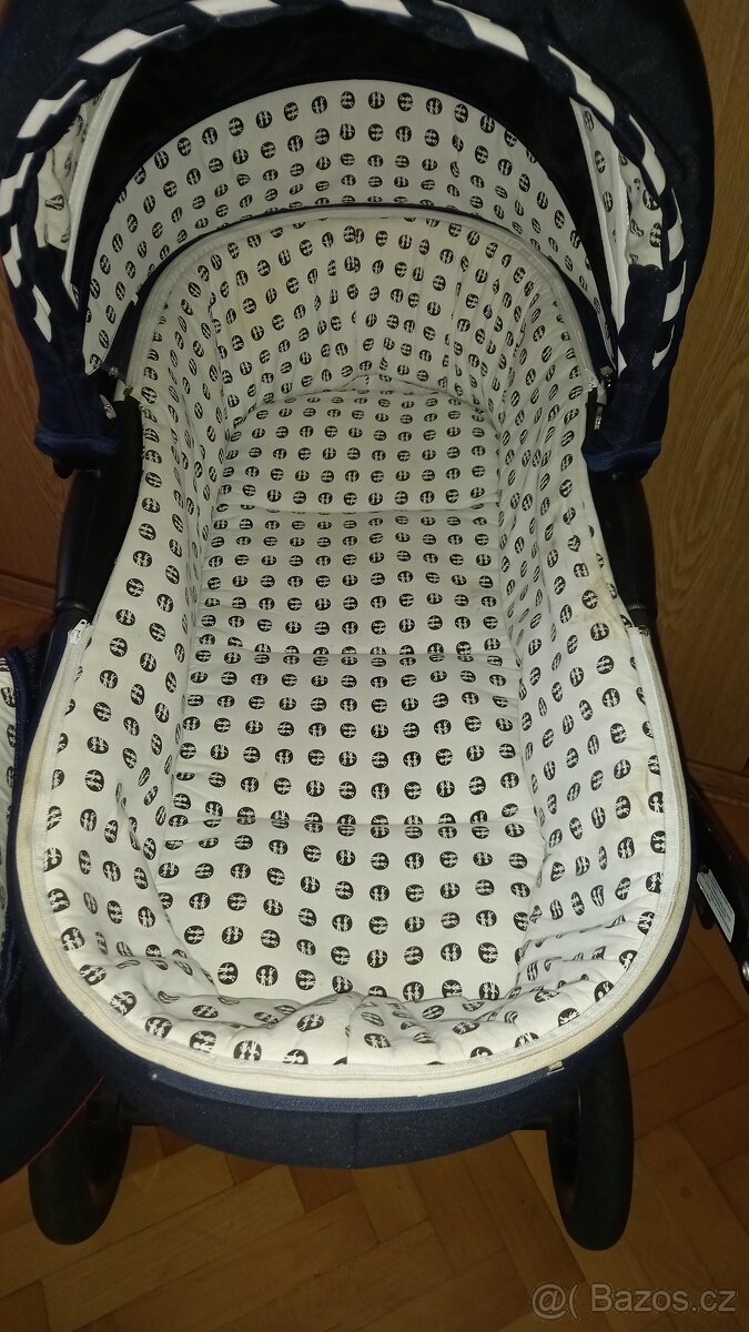 kočárek + autosedačka a vše pro miminko - 4