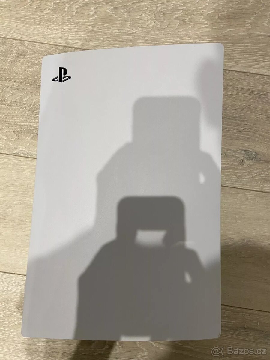 PlayStation 5 – disková verze + 2× DualSense + 8 her - 4