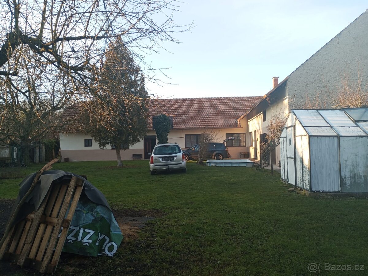 Prodej rodinného domu se zahradou - 4