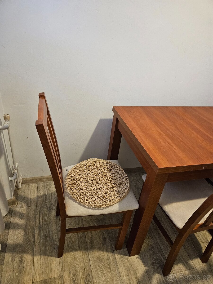 Proďam jidelní stul - 4