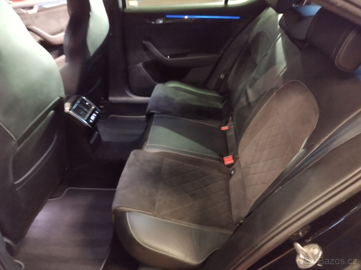 Škoda Superb Sportline - 4