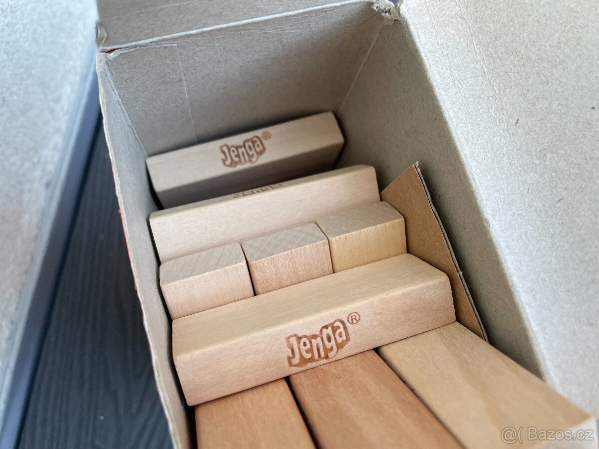 Hasbro Jenga - 4