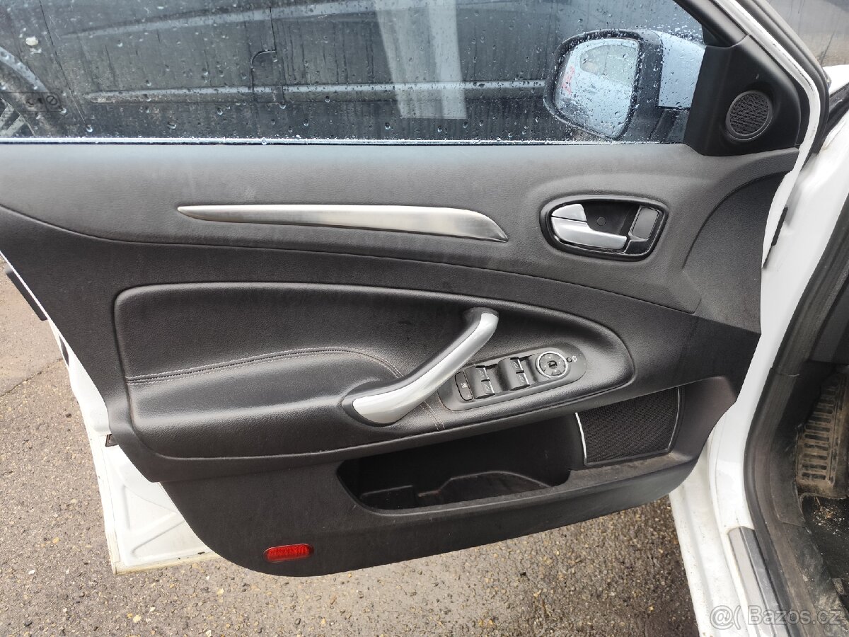 Dily Mondeo mk4 2.0tdci - 4