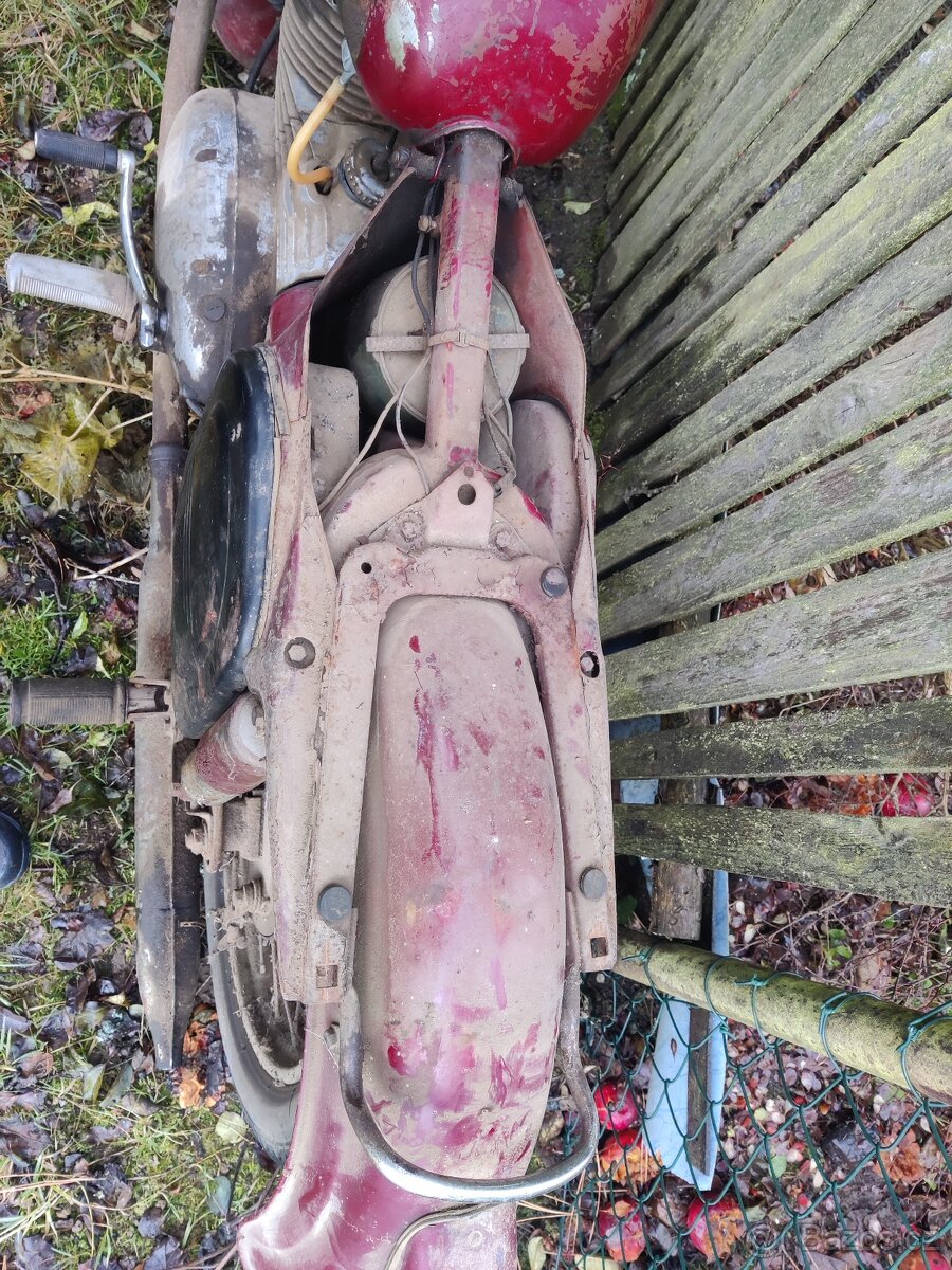 Jawa 125 - veterán - 4