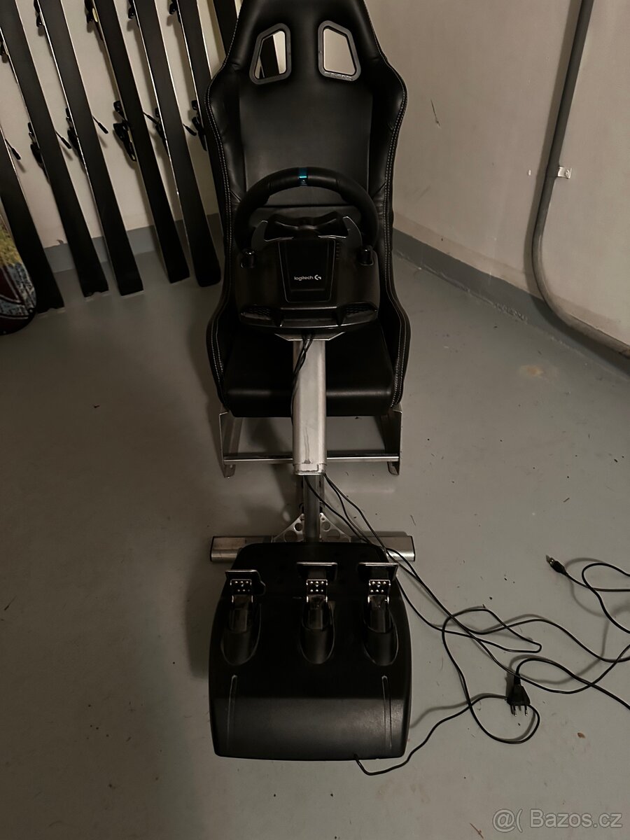 Závodní simulátor - 4