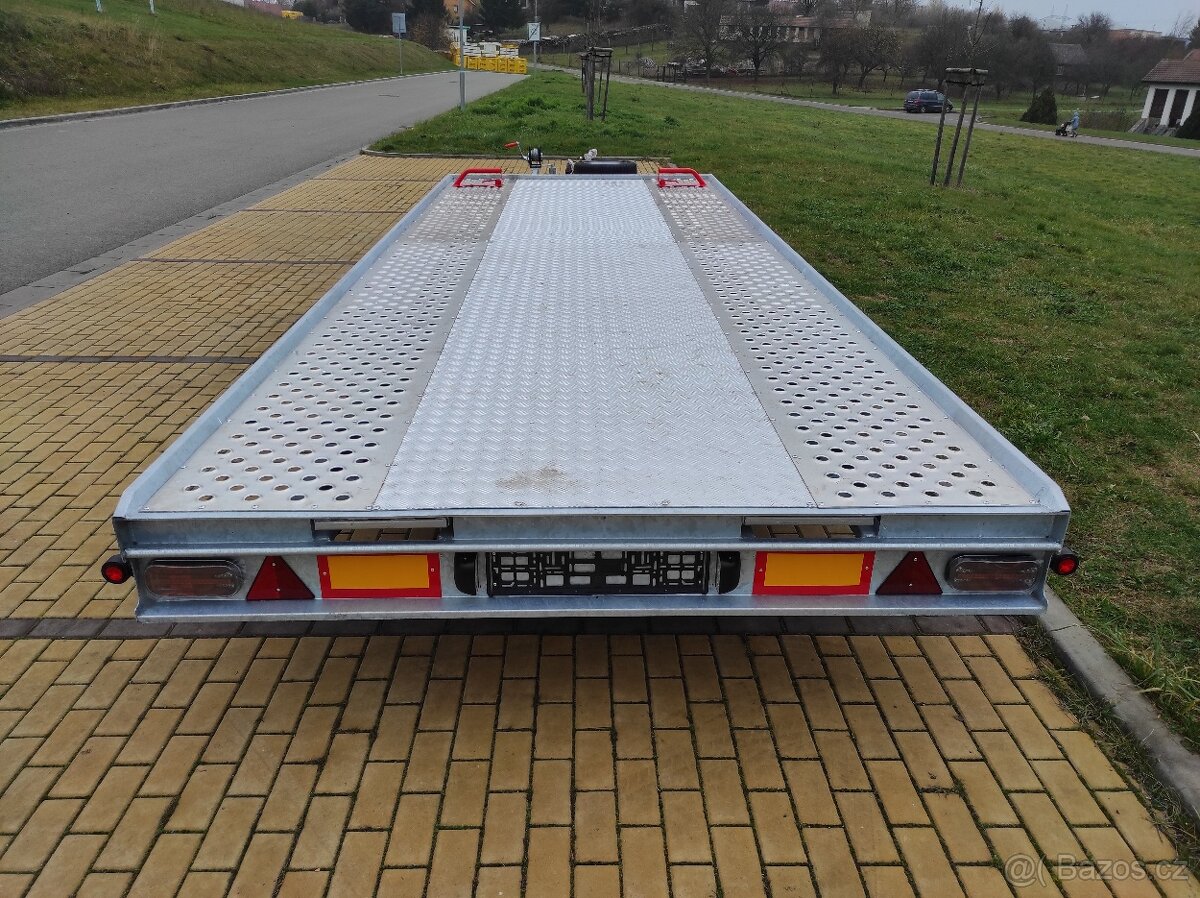 Autopřepravník 550x210cm, 3x1350kg, 3500/680kg,LED