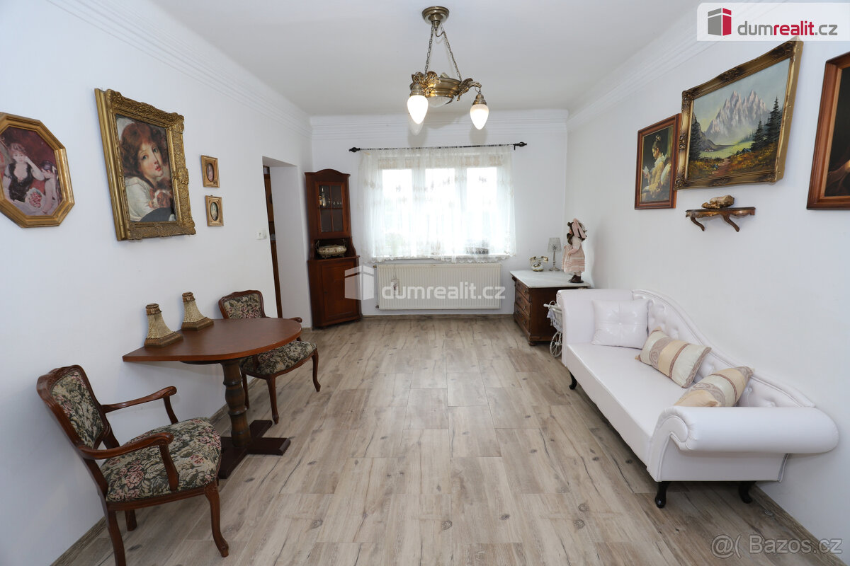 Rodinný dům 5+1 s krásnou zahradou, zahradní besedou, venkov - 4