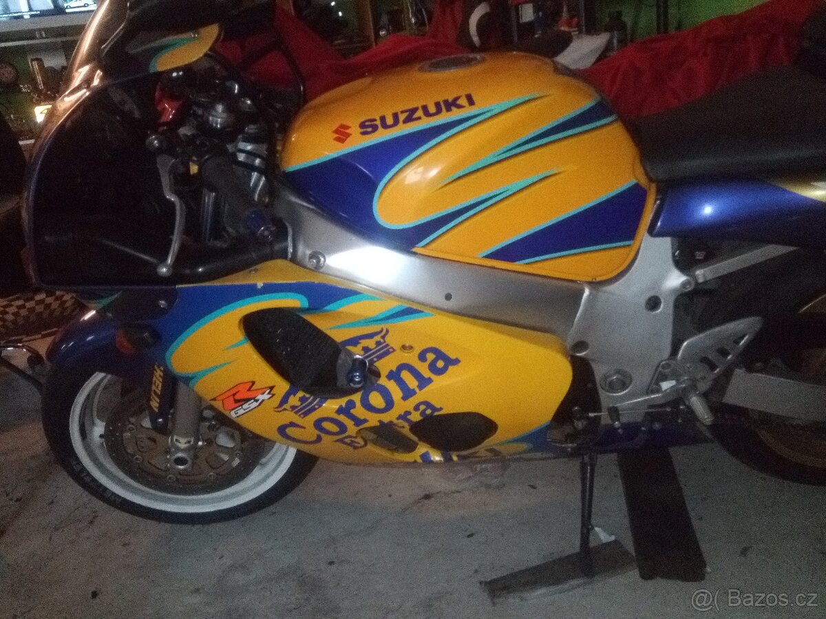 SUZUKI GSX-R 600 SRAD - 4