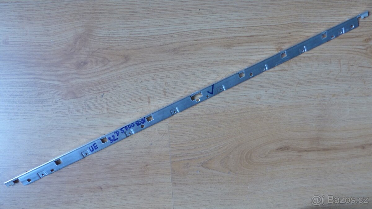 TV díly - UE32D5500RW - 4