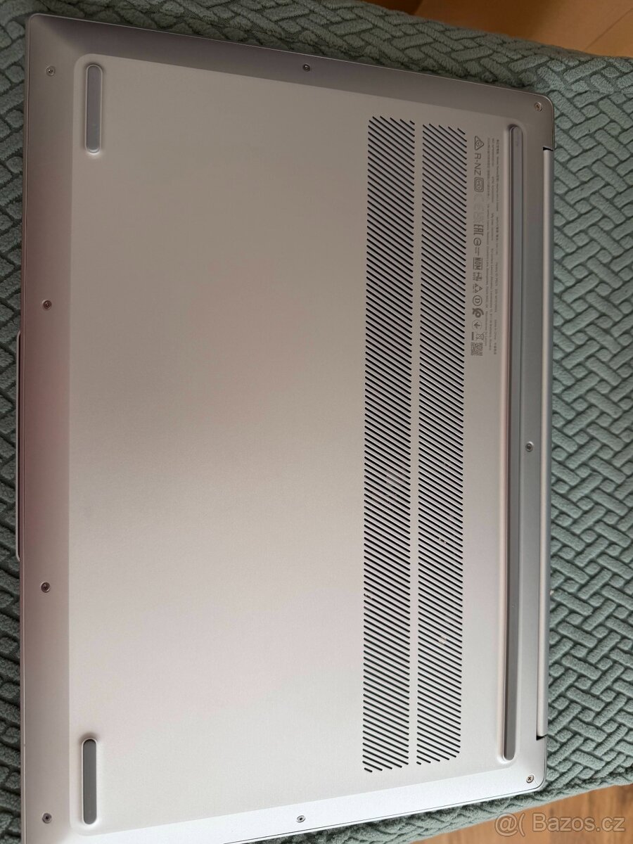 IdeaPad Slim 5 16" Full HD Ryzen5 7530U 16GB DDR4 512GB NVM - 4