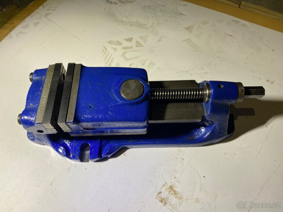 Strojní svěrák 80mm - 4