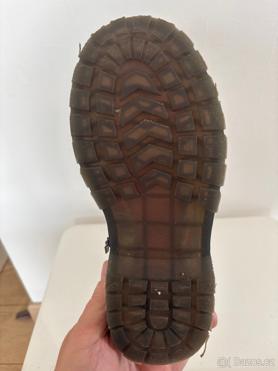 Prodam kotníkové boty - délka stélky 22 cm - 4