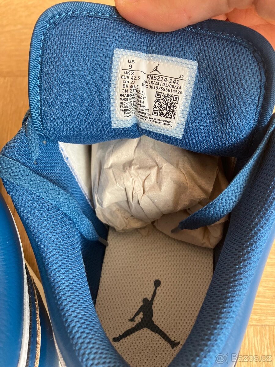 Nike Air Jordan 1 - 4