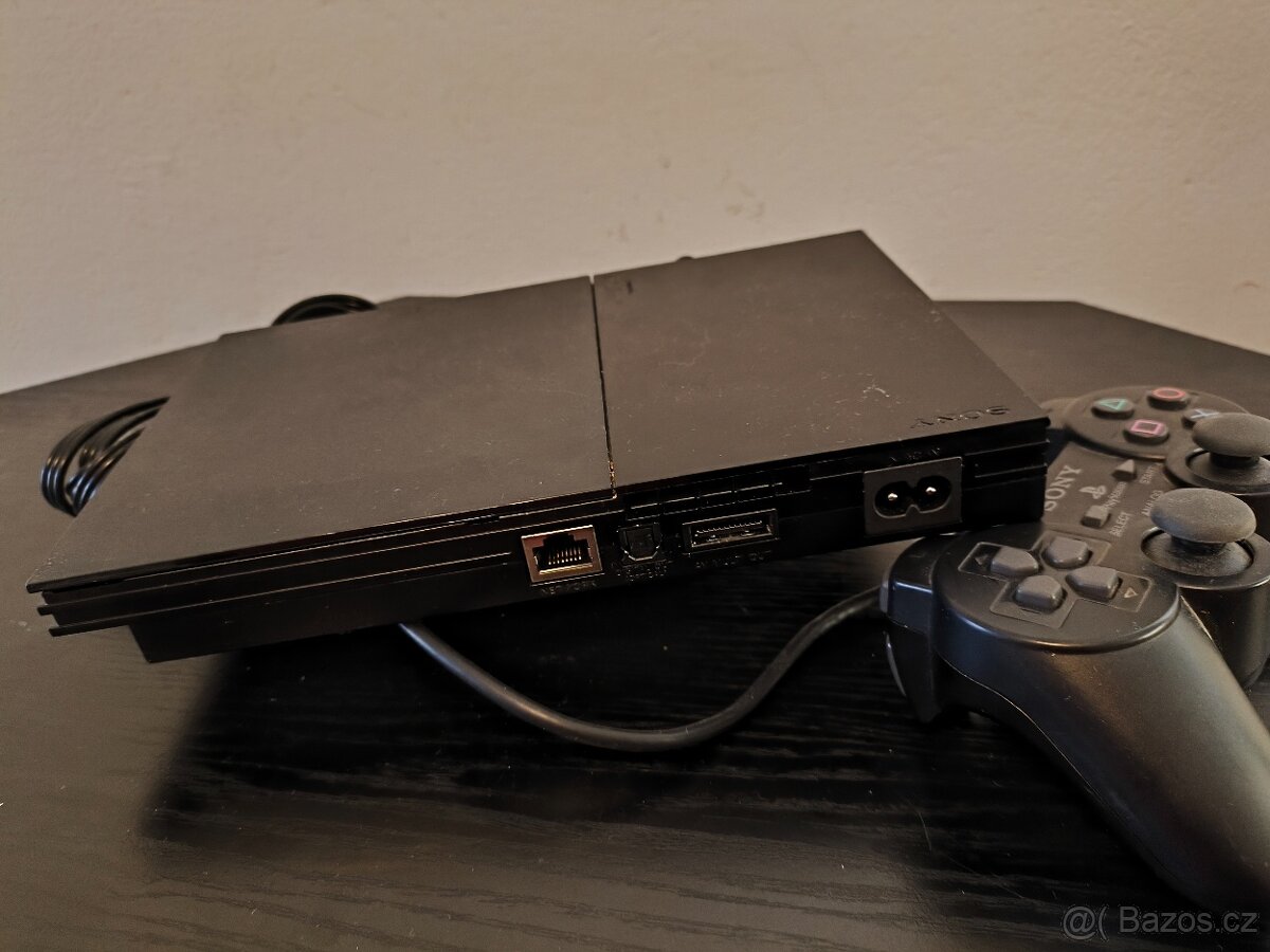 PlayStation 2 Slim novější verze - 4