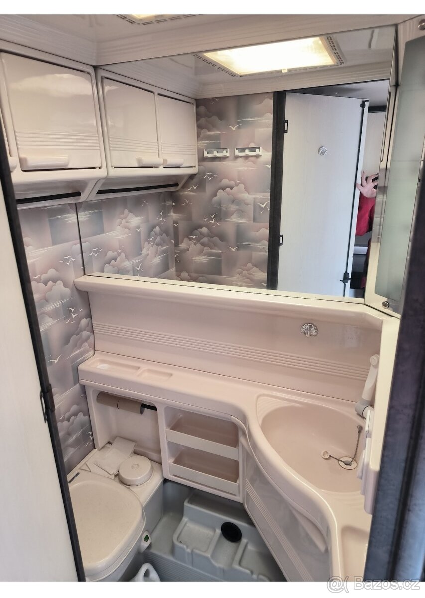 Prodám karavan hobby - 4