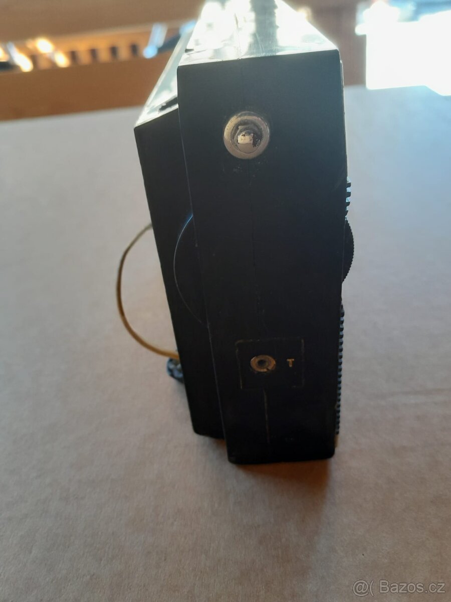 Retro sovětské rádio Rosia 303 - 4